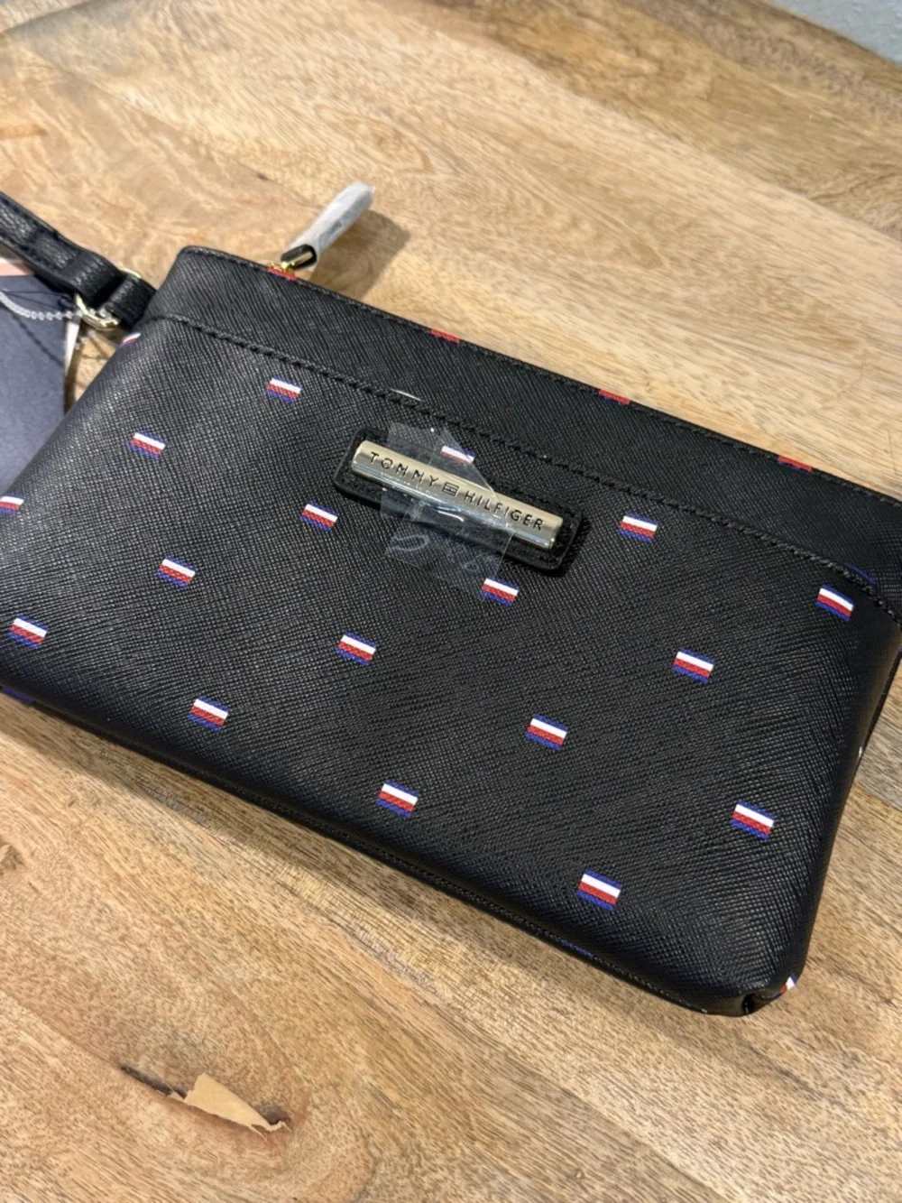 Tommy Hilfiger Black Wristlet with Flag Dot Print NWT - Picture 9 of 10